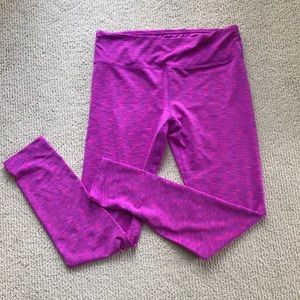 Size large leggings